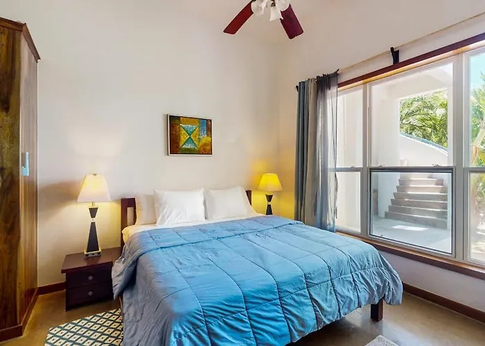 Brahma Blue Unit H2 San Pedro (Ambergris Caye)