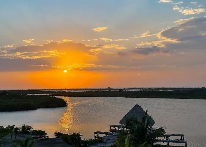 Brahma Blue Unit H2 Apartment San Pedro (Ambergris Caye)